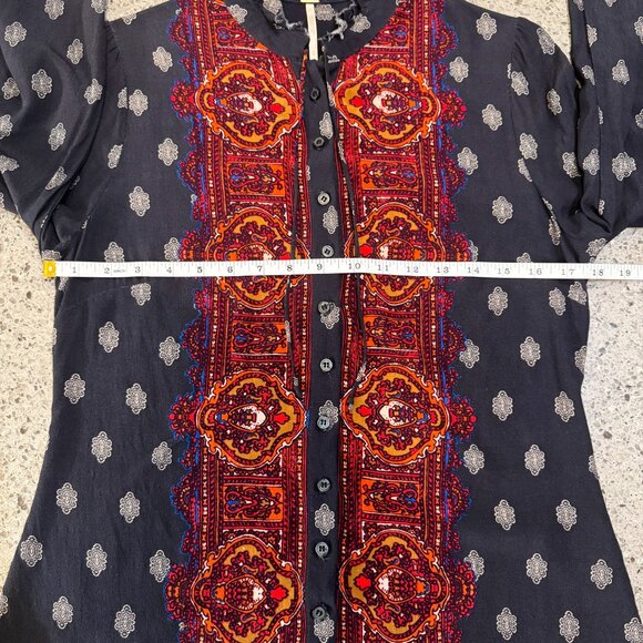 Free People Wishing Well Border Print Button Up Blouse Blue Red Women's Size S - Picture 7 of 9